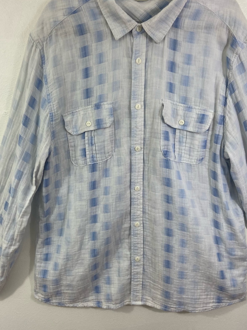 Carbon2Cobalt Men's Light Blue Plaid Button-Up Shirt XL Business Casual Lightwei - Picture 2 of 10